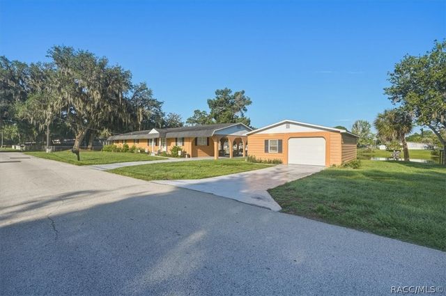 928 S Shad Terrace, Inverness, FL 34450