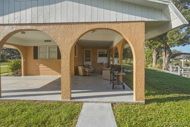 928 S Shad Terrace, Inverness, FL 34450
