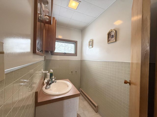 6691 N Long Lake Road, Traverse City, MI 49685