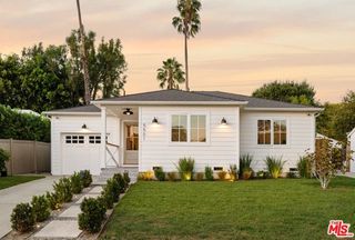 5501 W 76th Street, Los Angeles, CA 90045