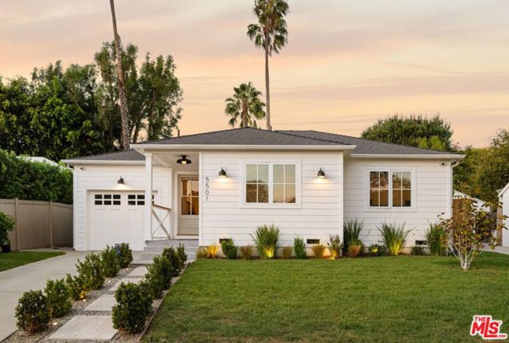 5501 W 76th Street, Los Angeles, CA 90045
