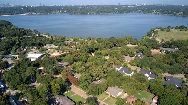 8810 Grenore Drive, Dallas, TX 75218