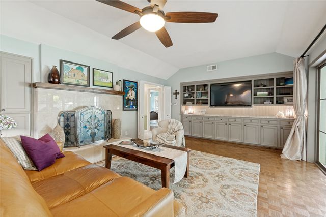 8810 Grenore Drive, Dallas, TX 75218