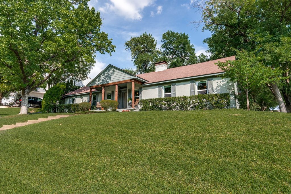 8810 Grenore Drive, Dallas, TX 75218