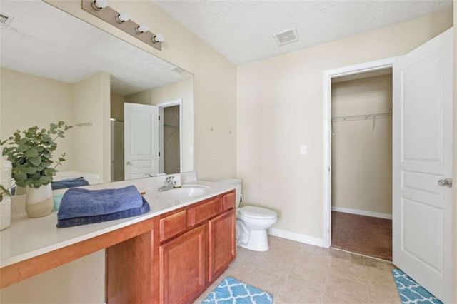 6022 Centennial Run, Atlanta, GA 30349