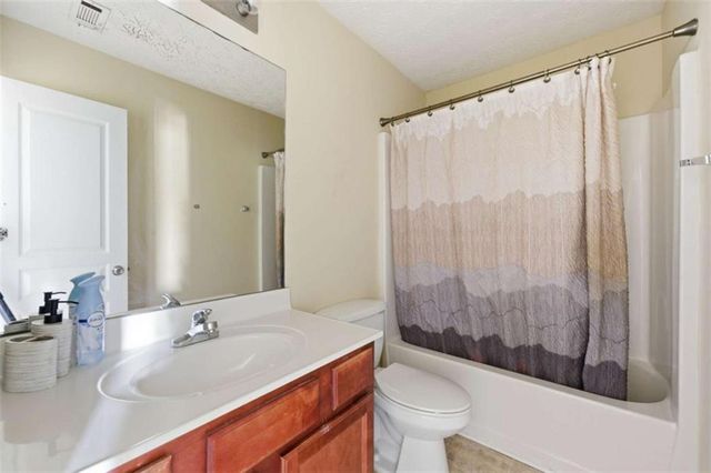 6022 Centennial Run, Atlanta, GA 30349