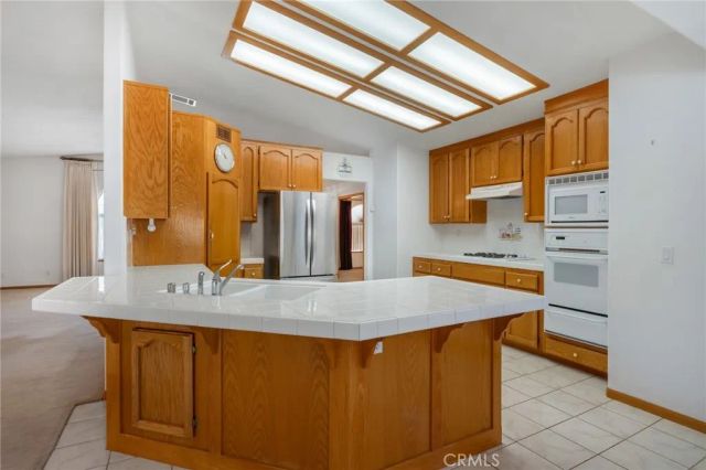 10636 Regency Road, Hesperia, CA 92345
