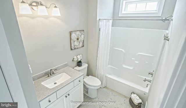 552 BELLA MAY CIR, Lebanon, PA 17046