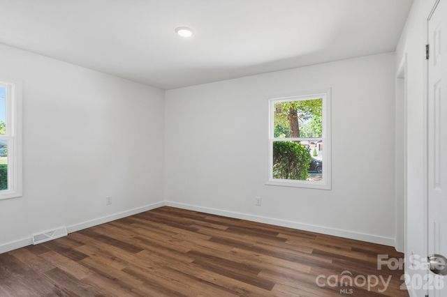 714 Bilmark Avenue, Charlotte, NC 28213