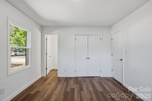 714 Bilmark Avenue, Charlotte, NC 28213