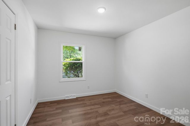 714 Bilmark Avenue, Charlotte, NC 28213