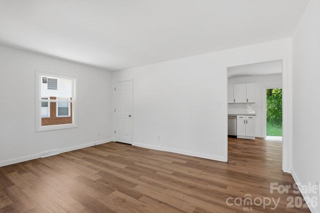 714 Bilmark Avenue, Charlotte, NC 28213