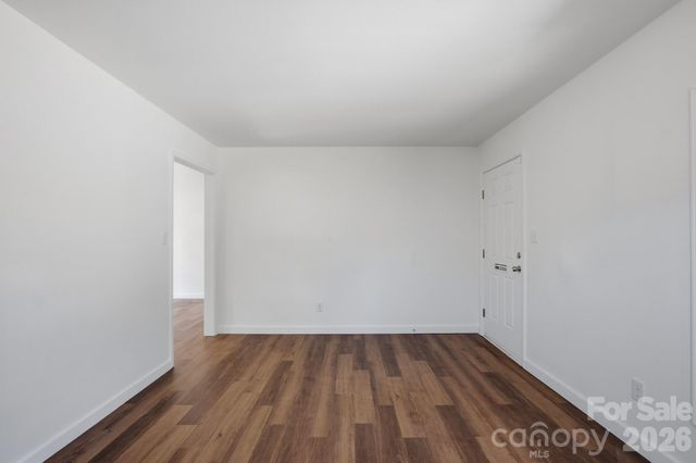 714 Bilmark Avenue, Charlotte, NC 28213