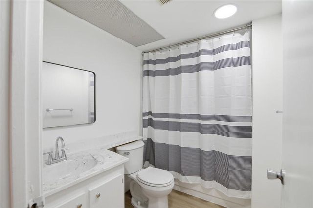 700 SW 128th Avenue 310c, Pembroke Pines, FL 33027