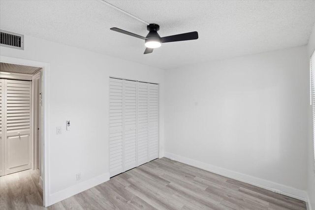 700 SW 128th Avenue 310c, Pembroke Pines, FL 33027