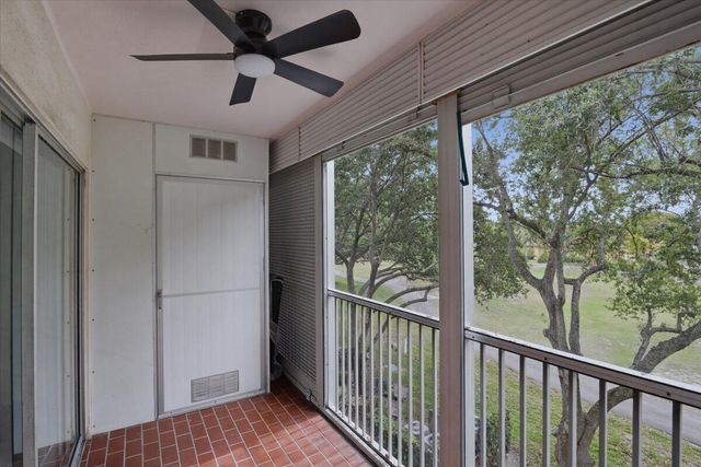 700 SW 128th Avenue 310c, Pembroke Pines, FL 33027