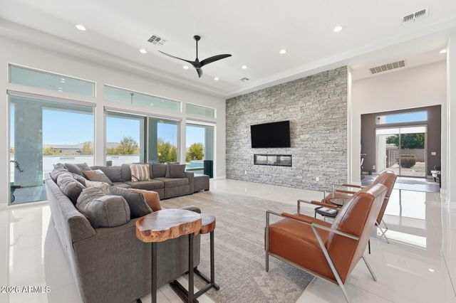 12336 E WOOD Drive, Chandler, AZ 85249