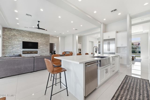12336 E WOOD Drive, Chandler, AZ 85249