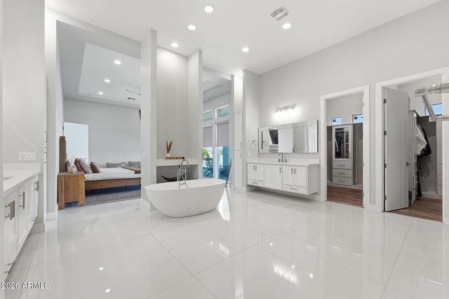 12336 E WOOD Drive, Chandler, AZ 85249