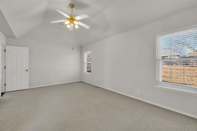 9213 E 90th Street, Tulsa, OK 74133