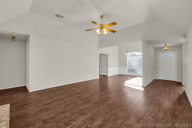 9213 E 90th Street, Tulsa, OK 74133