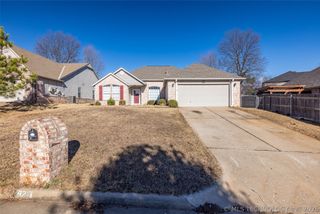 9213 E 90th Street, Tulsa, OK 74133