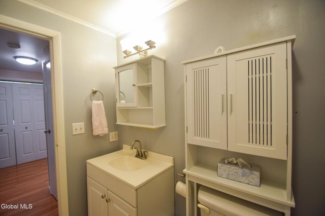 34 Margaret Drive, Queensbury, NY 12804