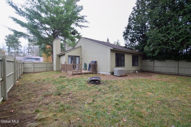 34 Margaret Drive, Queensbury, NY 12804