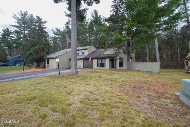 34 Margaret Drive, Queensbury, NY 12804