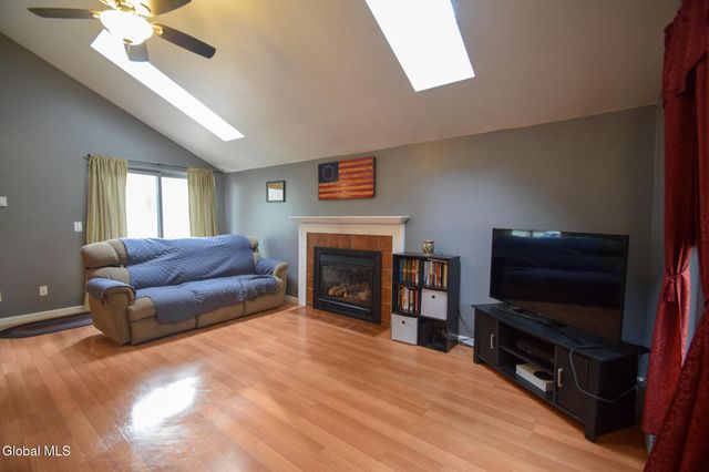 34 Margaret Drive, Queensbury, NY 12804