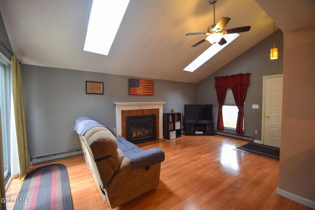 34 Margaret Drive, Queensbury, NY 12804