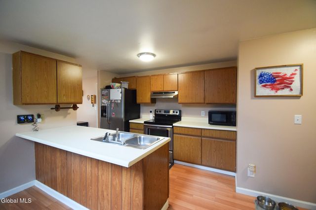 34 Margaret Drive, Queensbury, NY 12804