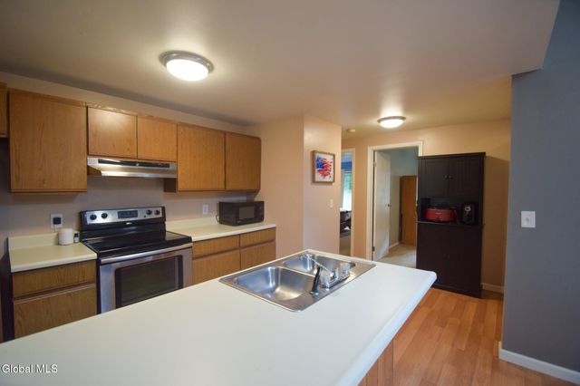 34 Margaret Drive, Queensbury, NY 12804