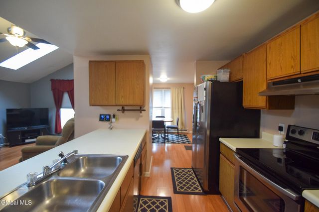 34 Margaret Drive, Queensbury, NY 12804