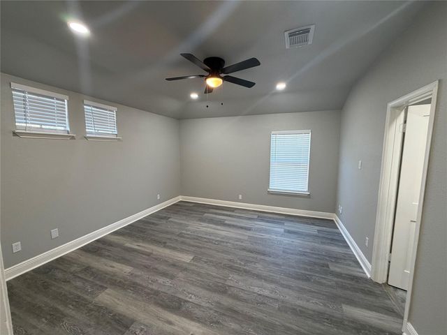 12230 Kleinmeadow Drive, Houston, TX 77066