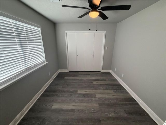 12230 Kleinmeadow Drive, Houston, TX 77066