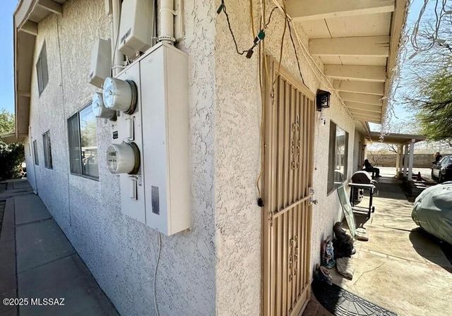 1555 E Bernard Drive, Tucson, AZ 85714