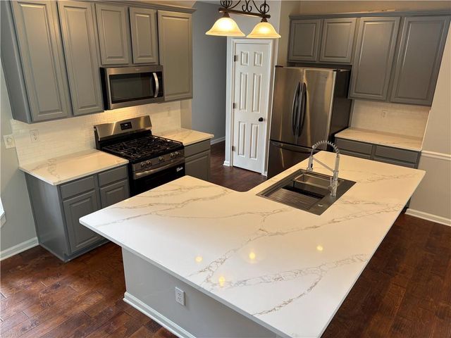 115 Croftwood Court, Johns Creek, GA 30097