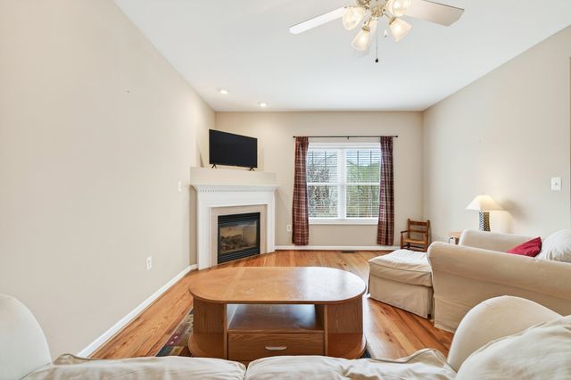 355 HOOVER RD, Woodstock, VA 22664