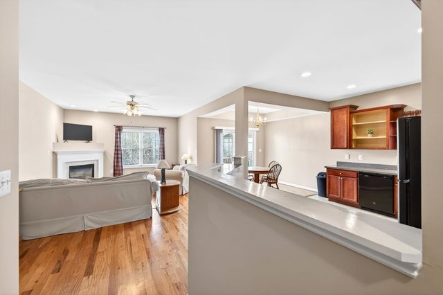 355 HOOVER RD, Woodstock, VA 22664