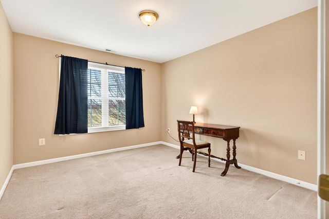 355 HOOVER RD, Woodstock, VA 22664