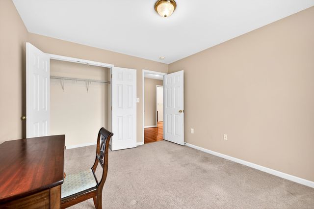 355 HOOVER RD, Woodstock, VA 22664