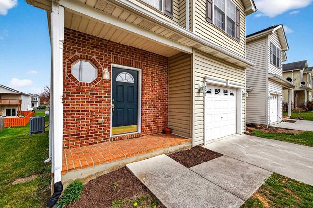 355 HOOVER RD, Woodstock, VA 22664