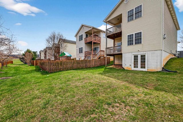 355 HOOVER RD, Woodstock, VA 22664