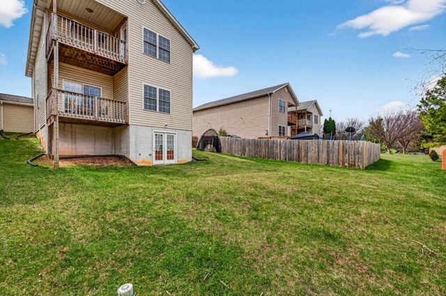 355 HOOVER RD, Woodstock, VA 22664