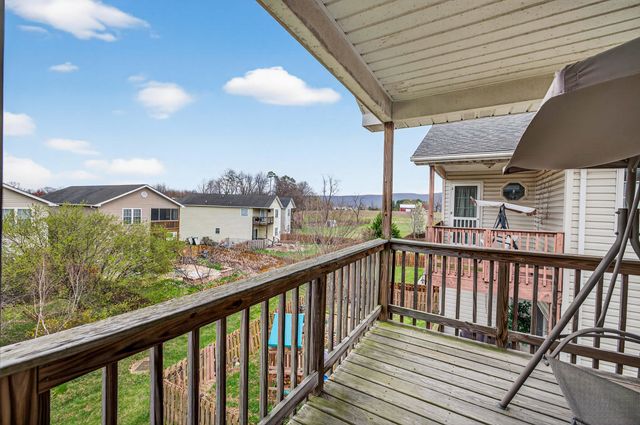 355 HOOVER RD, Woodstock, VA 22664