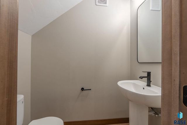 5412 W Liberator Cir Circle, Sioux Falls, SD 57107