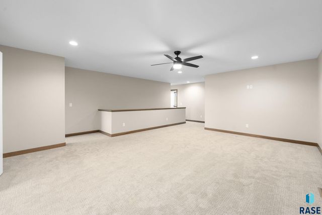 5412 W Liberator Cir Circle, Sioux Falls, SD 57107