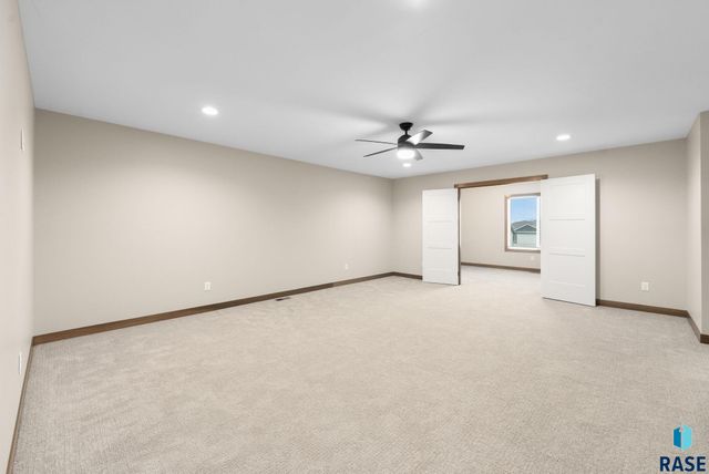 5412 W Liberator Cir Circle, Sioux Falls, SD 57107