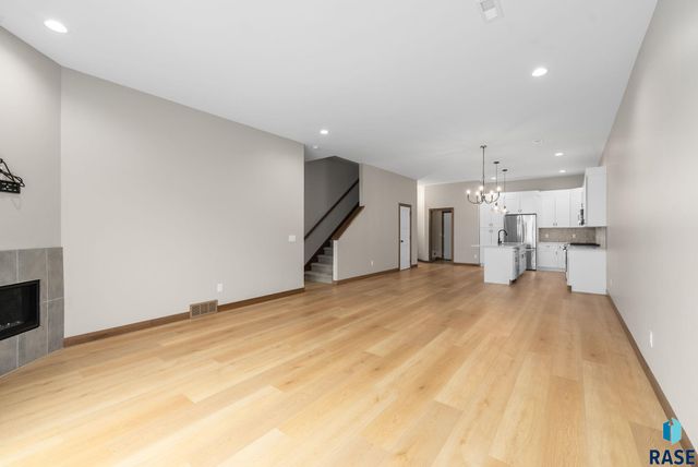 5412 W Liberator Cir Circle, Sioux Falls, SD 57107